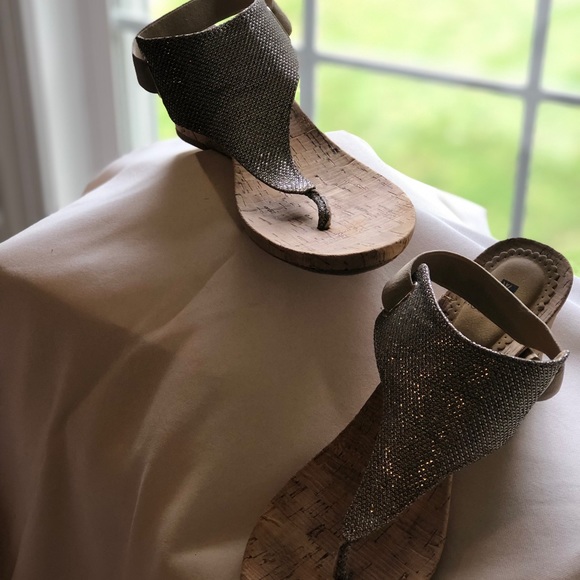 Sandals - Picture 2 of 6